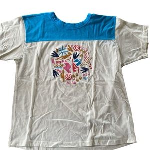 REI T-shirt great for hiking in size girls, extra large
